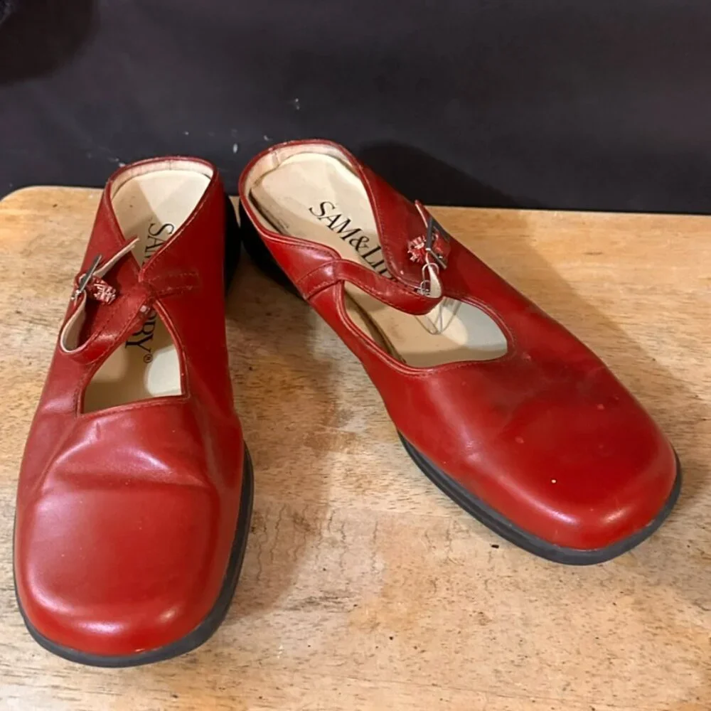 Sam & Libby Size 7.5 Shoes MaryJane Flats Red Leather